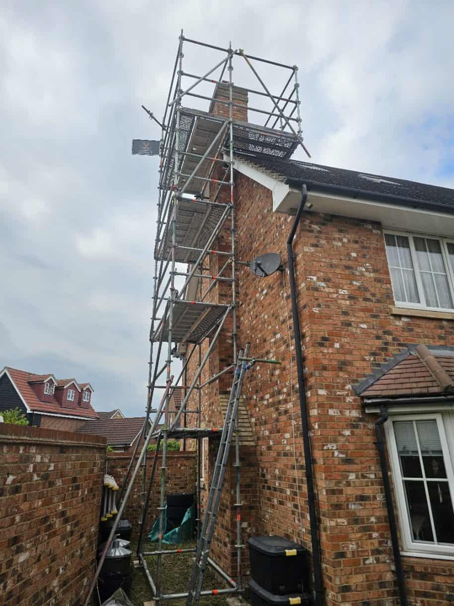 Accses-tower-with-platform-around-chimney-side-view-rotated