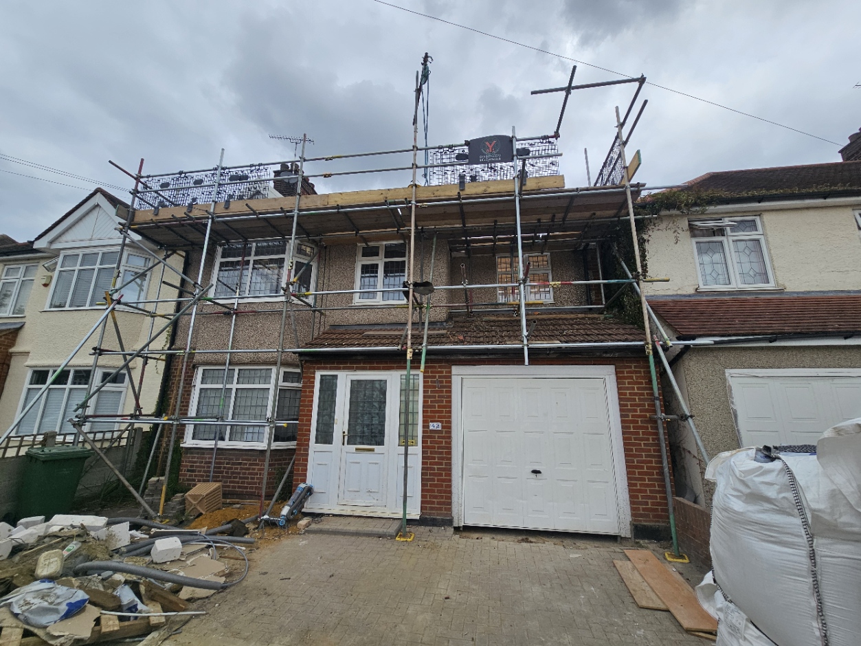 Independent-Scaffold-for-loft-conversion-front-view-2